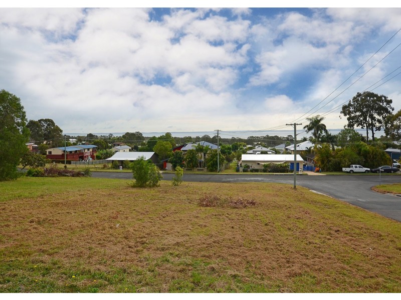 4 Heron Way, River Heads QLD 4655