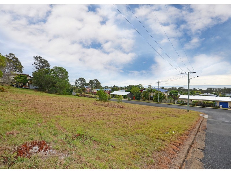 4 Heron Way, River Heads QLD 4655