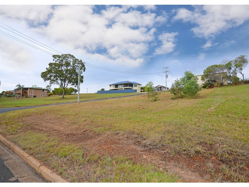 4 Heron Way, River Heads QLD 4655