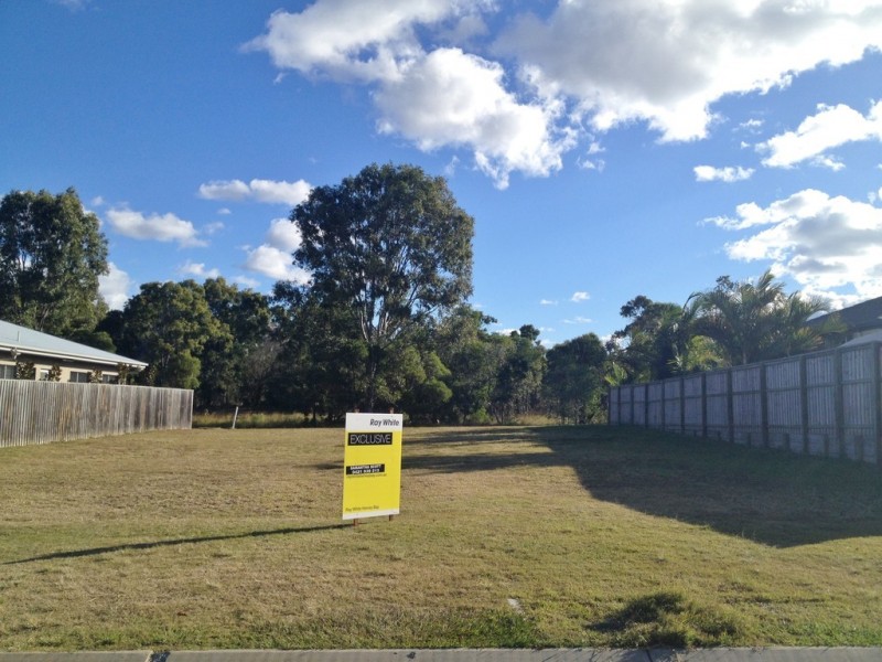 7 Seahaven Circuit, Pialba QLD 4655