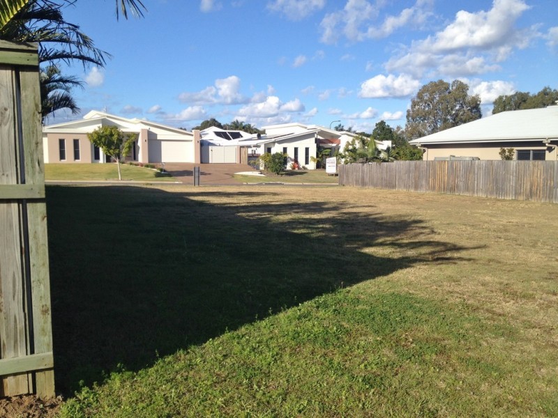 7 Seahaven Circuit, Pialba QLD 4655