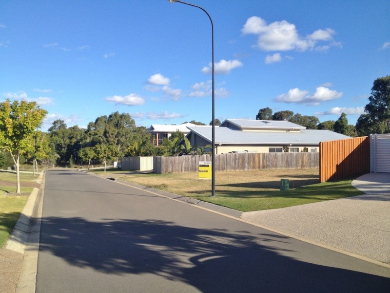 7 Seahaven Circuit, Pialba QLD 4655