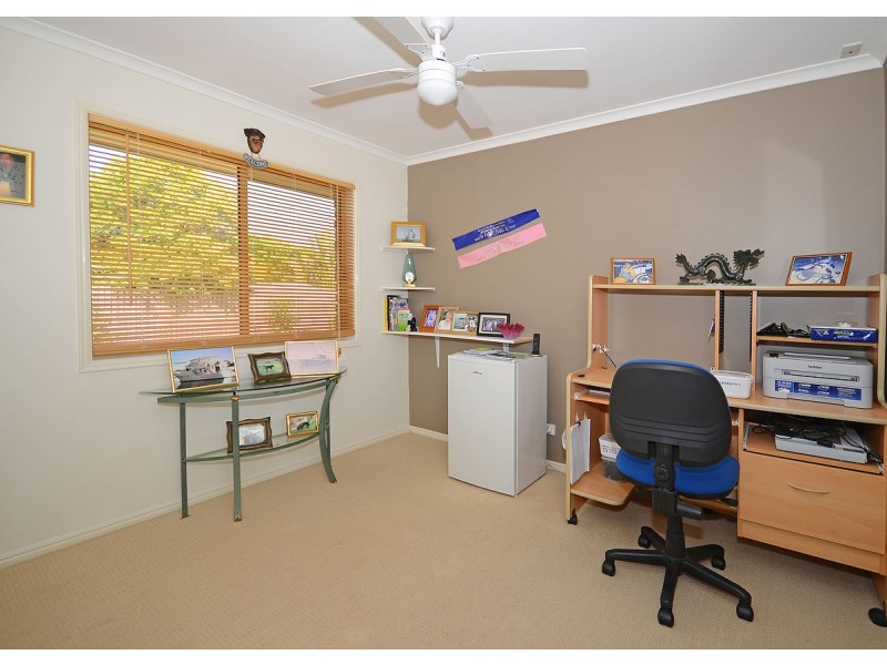 150 Hammond Street, Urangan QLD 4655