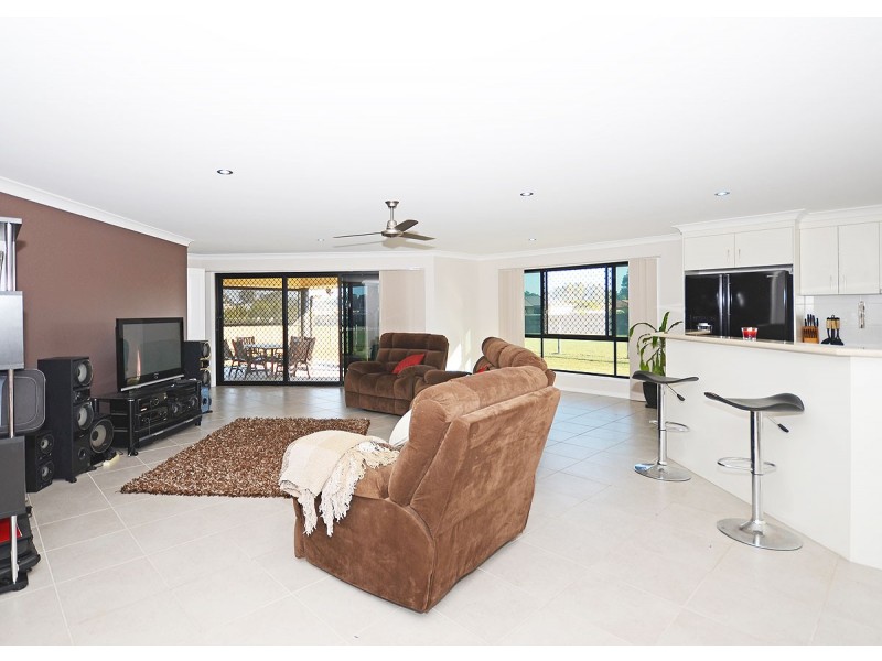 22 Petersen Road, Craignish QLD 4655
