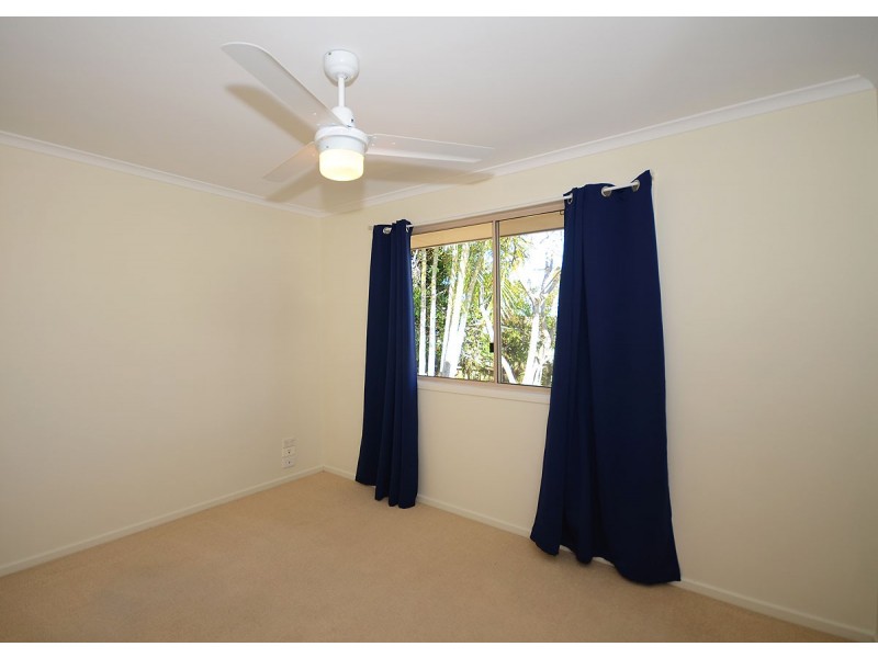 1 Glen Court, Point Vernon QLD 4655