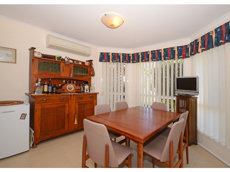 2 Pandanus Drive, Dundowran Beach QLD 4655