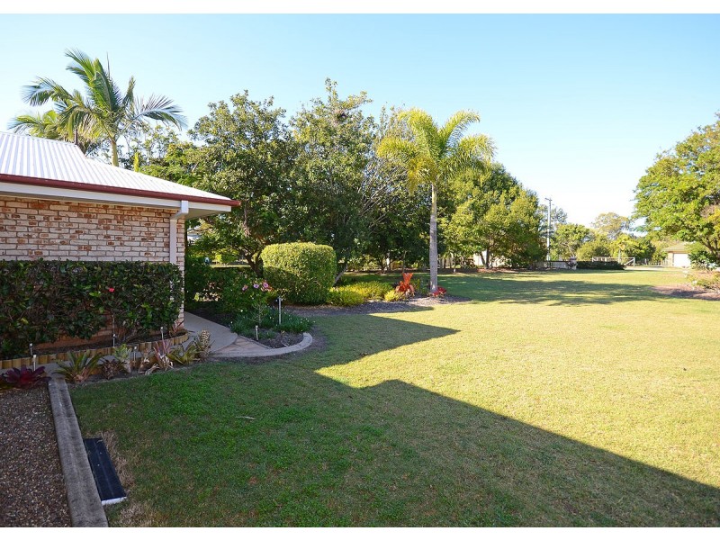 2 Pandanus Drive, Dundowran Beach QLD 4655