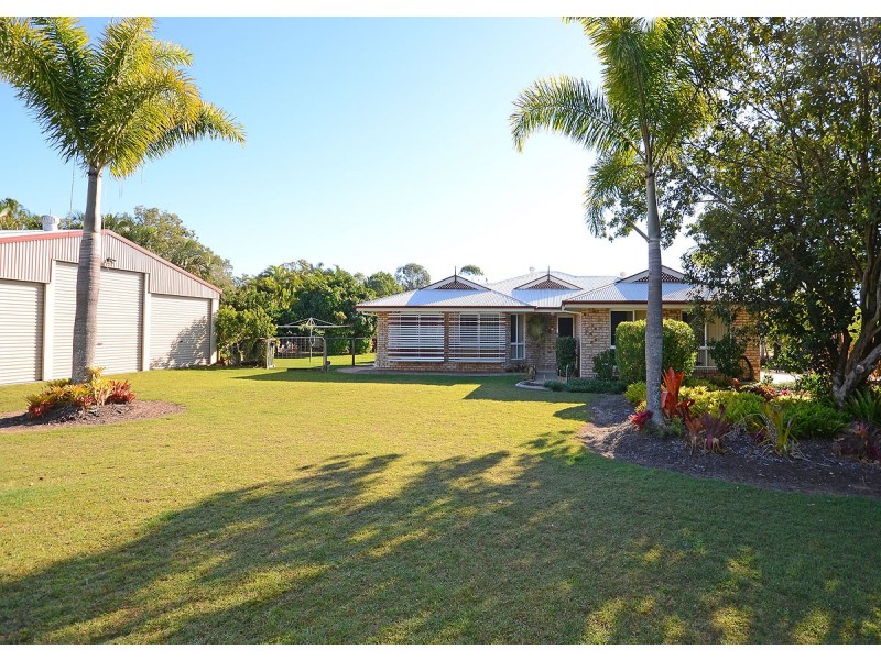 2 Pandanus Drive, Dundowran Beach QLD 4655