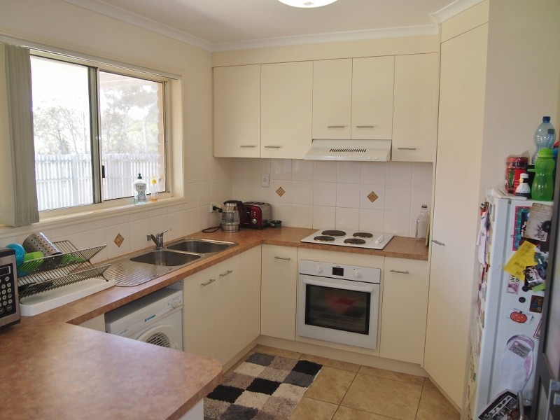 22 Emerald Park Way, Urangan QLD 4655