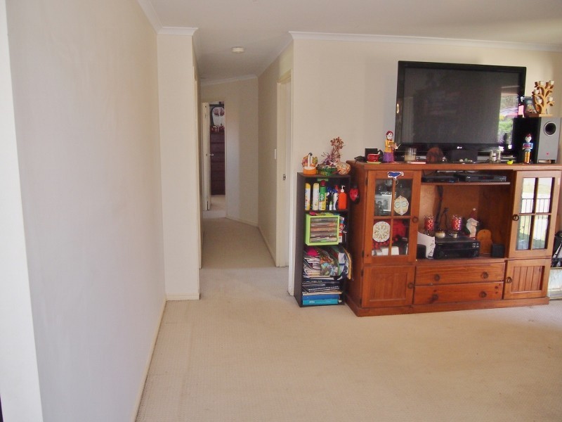 22 Emerald Park Way, Urangan QLD 4655