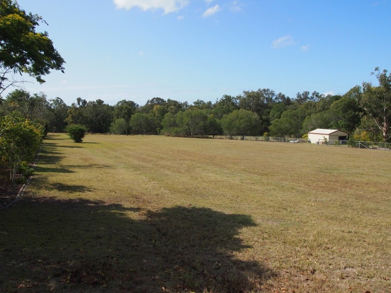15 Hamilton Drive, Craignish QLD 4655