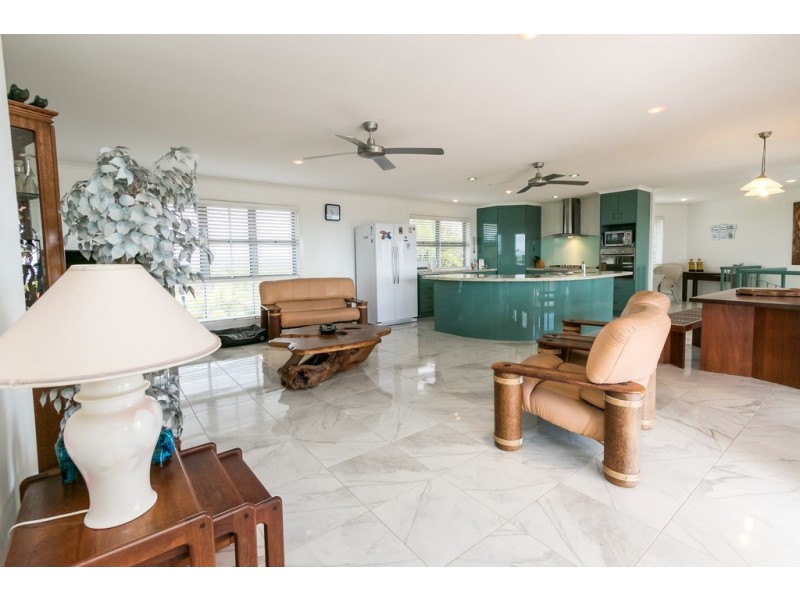 18-20 Parview Drive, Craignish QLD 4655