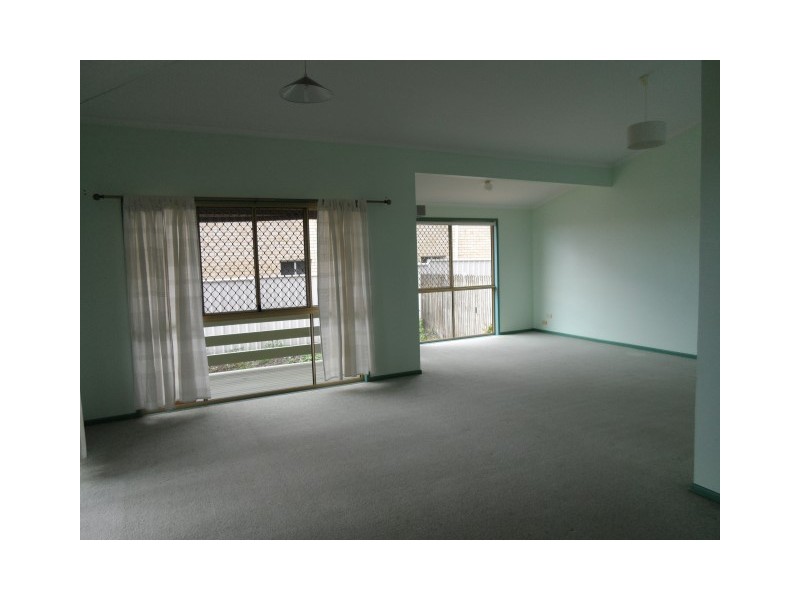 25 TALASEA DR, Kawungan QLD 4655