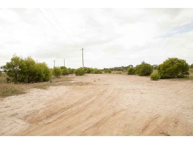 8-31 Barron Ct, Urangan QLD 4655