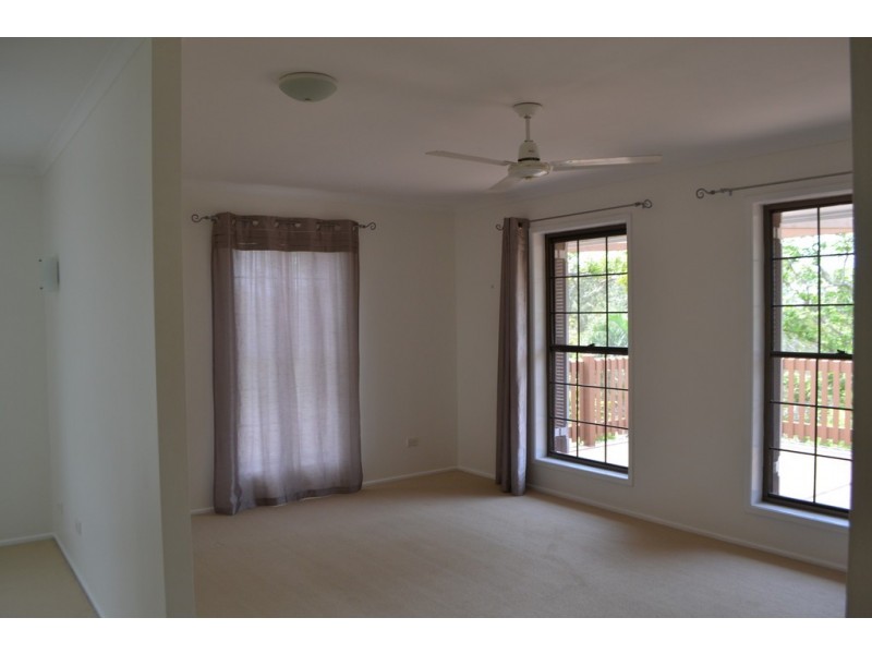 11 McGregor  Close, Craignish QLD 4655