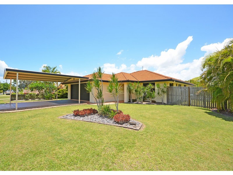46 Alexander Street, Urangan QLD 4655