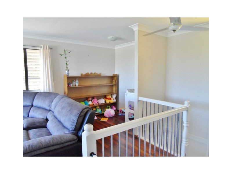 9 Barry Street, Torquay QLD 4655