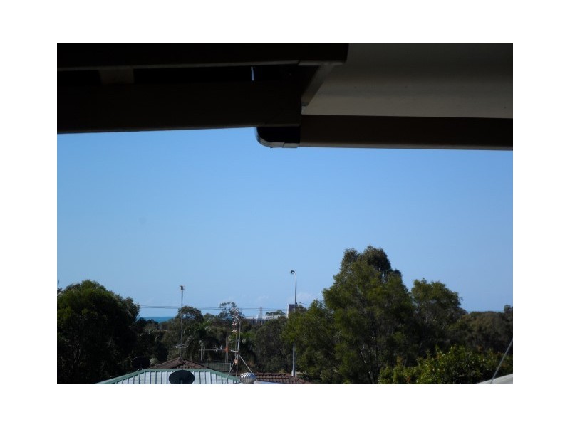 9 Barry Street, Torquay QLD 4655