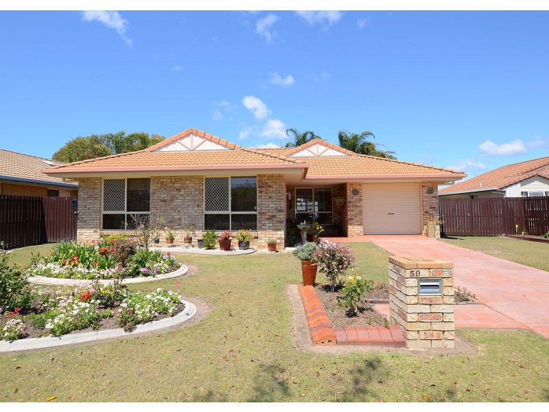 50 Bowerbird Avenue, Eli Waters QLD 4655