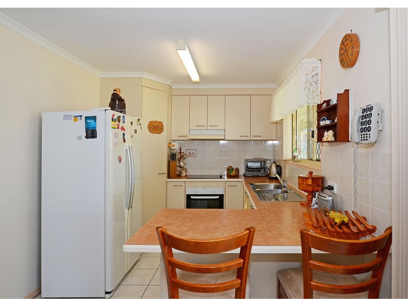 50 Bowerbird Avenue, Eli Waters QLD 4655