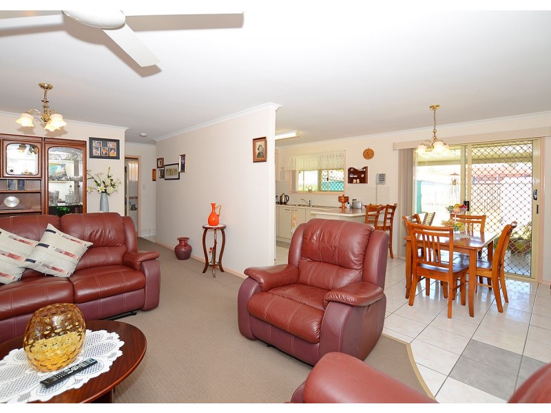 50 Bowerbird Avenue, Eli Waters QLD 4655