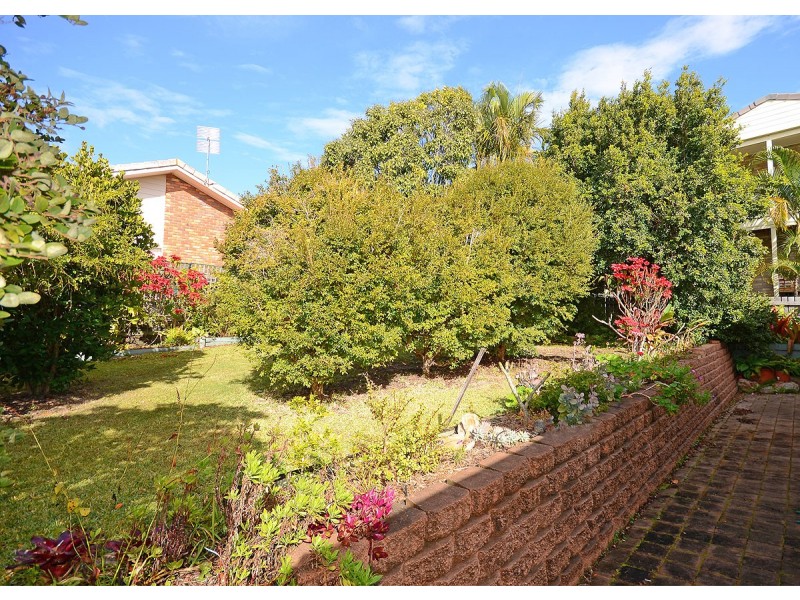 9 Wright Way, Scarness QLD 4655