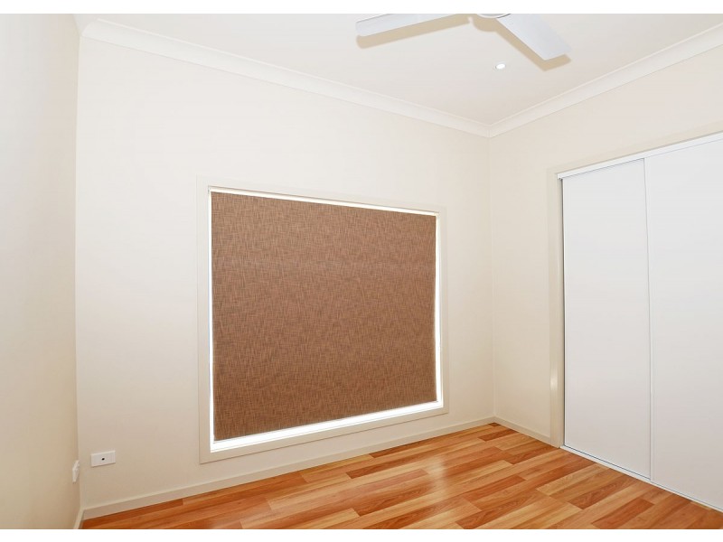 2/5 Pulgul Street, Urangan QLD 4655