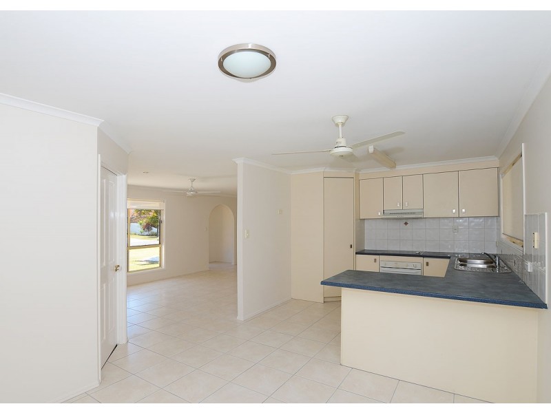 20 Lido Parade, Urangan QLD 4655