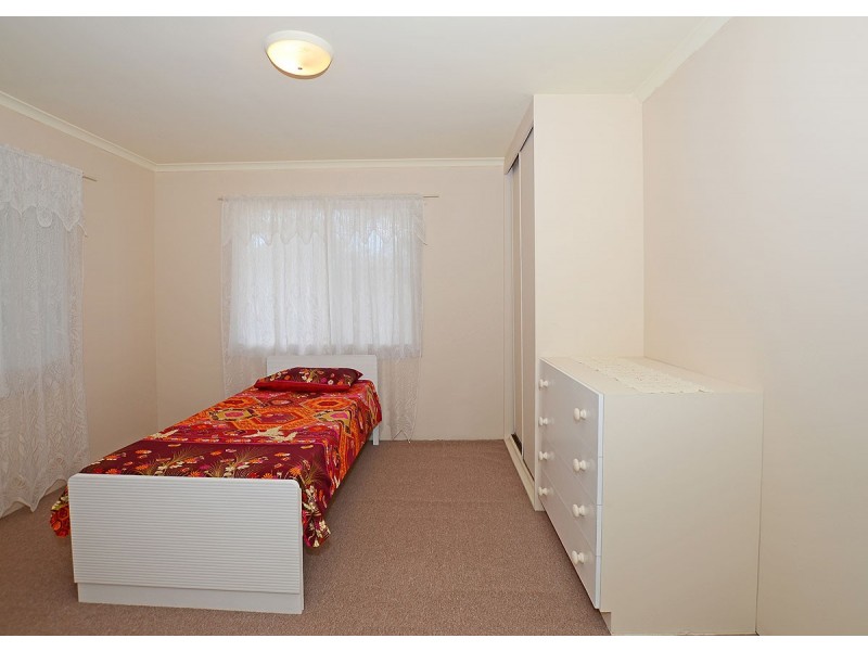 16 Totness Street, Torquay QLD 4655