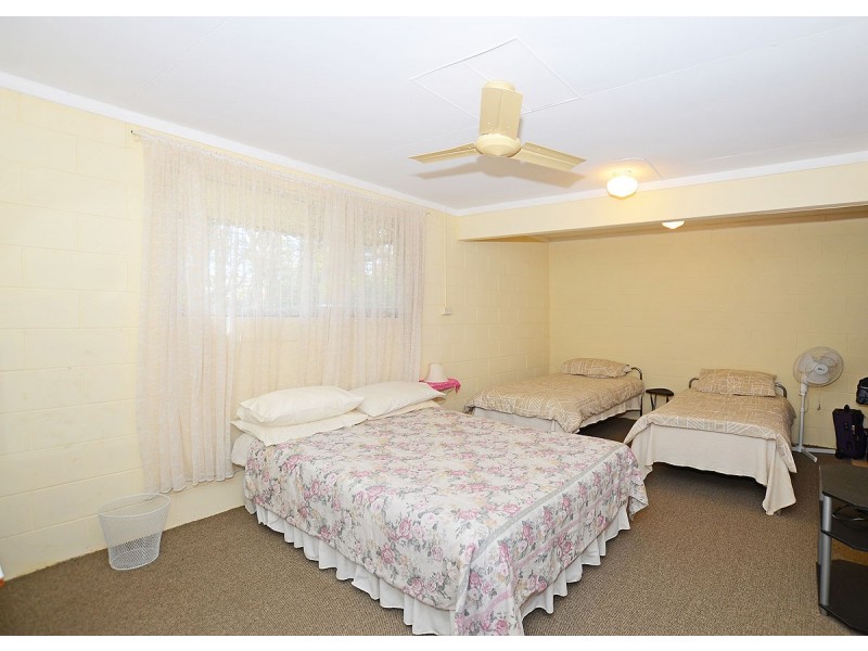 16 Totness Street, Torquay QLD 4655