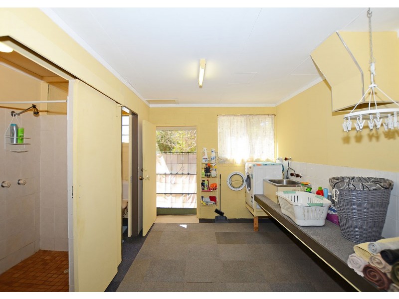 16 Totness Street, Torquay QLD 4655