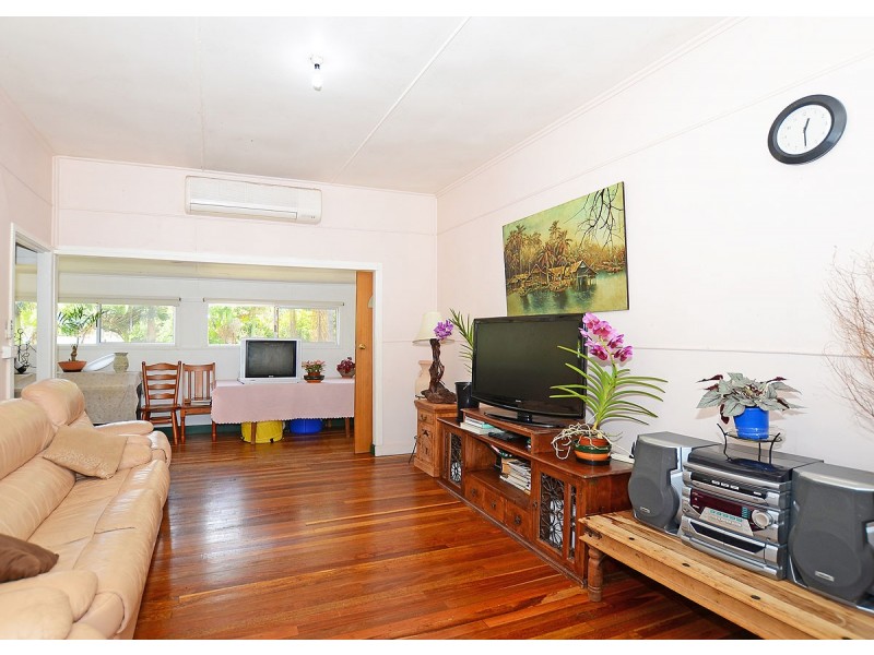 11 Sanctuary Road, Booral QLD 4655