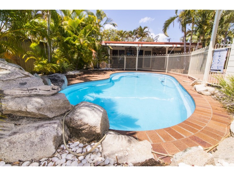 57 Drummond Street, Urangan QLD 4655