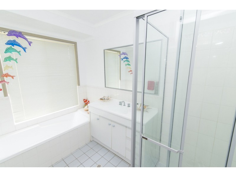 57 Drummond Street, Urangan QLD 4655