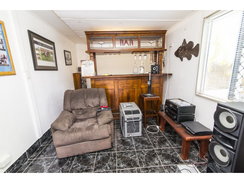 57 Drummond Street, Urangan QLD 4655