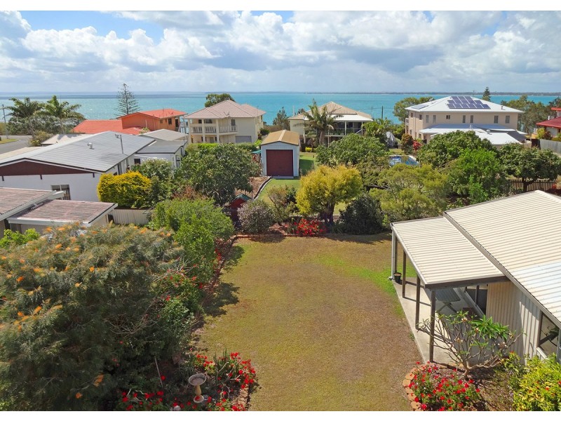 11 Bell Street, Point Vernon QLD 4655