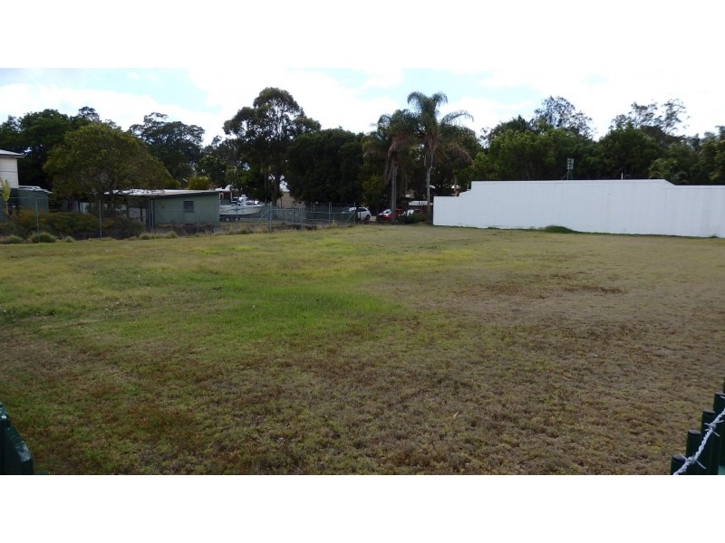 16 Freshwater Street, Scarness QLD 4655