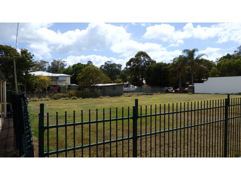 16 Freshwater Street, Scarness QLD 4655