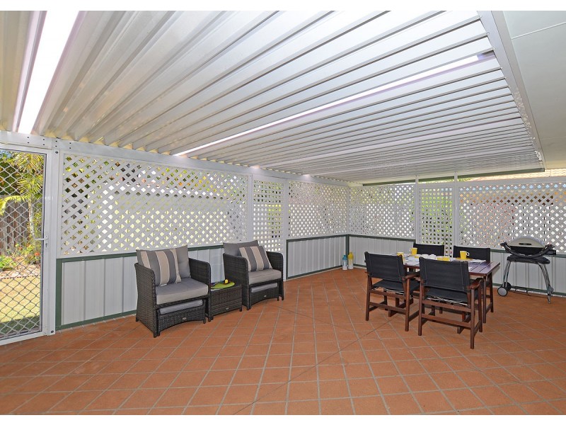21 Lester Crescent, Torquay QLD 4655