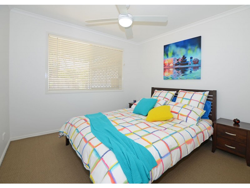21 Lester Crescent, Torquay QLD 4655