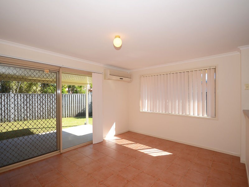 9 Brooke Court, Torquay QLD 4655
