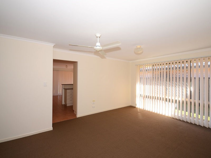 9 Brooke Court, Torquay QLD 4655