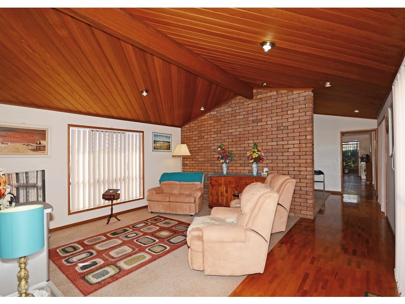 71 Hillcrest Avenue, Scarness QLD 4655