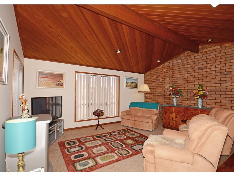 71 Hillcrest Avenue, Scarness QLD 4655