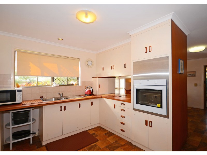 71 Hillcrest Avenue, Scarness QLD 4655