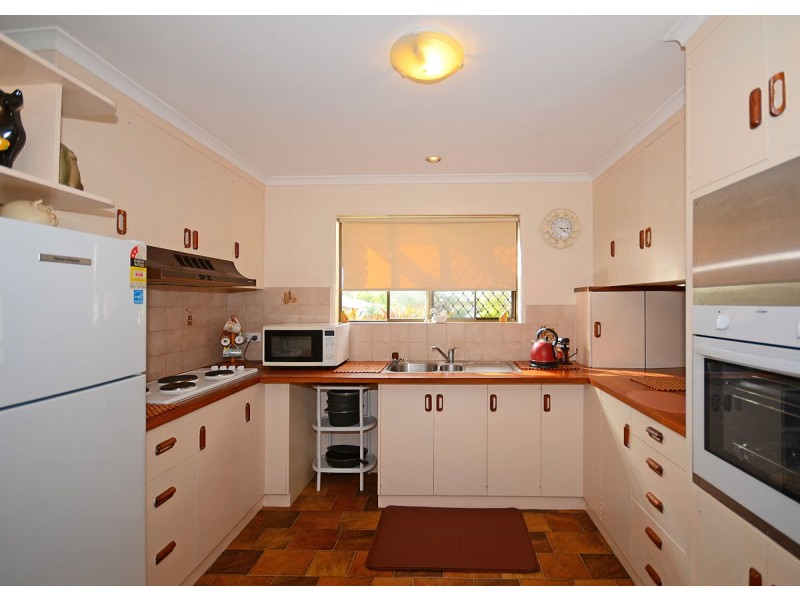 71 Hillcrest Avenue, Scarness QLD 4655