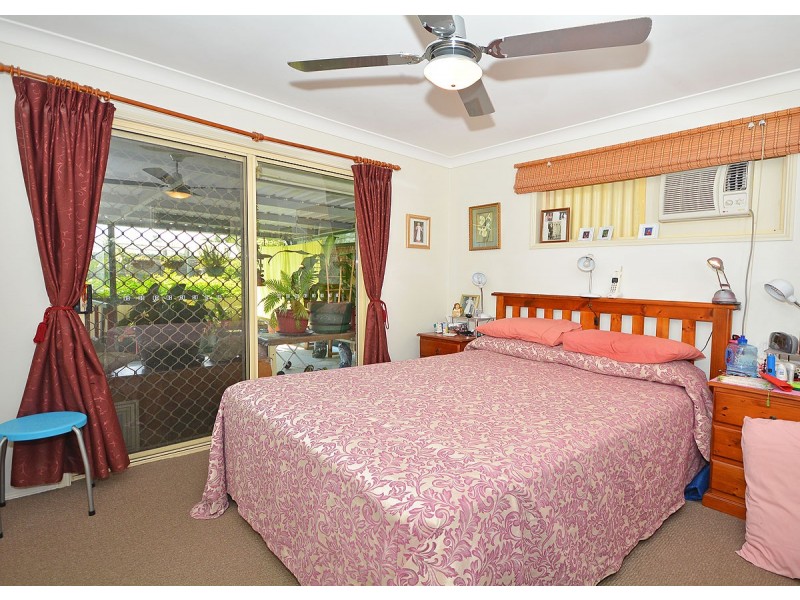 64 Anchorage Cct, Point Vernon QLD 4655