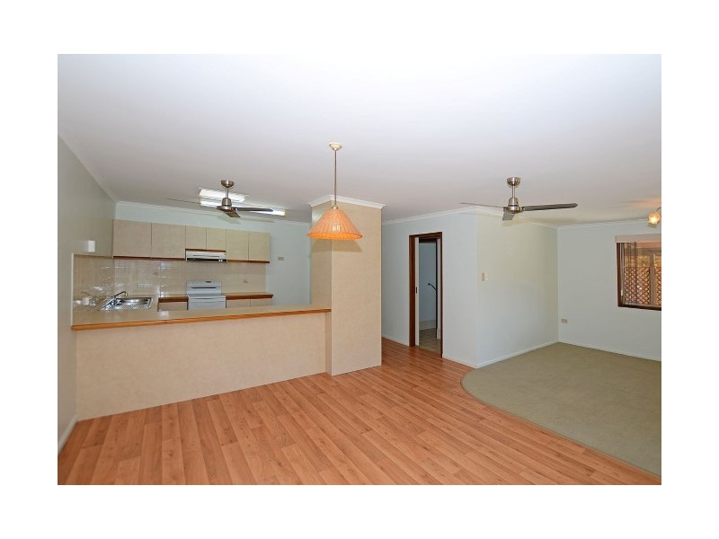 6/230 Torquay Terrace, Torquay QLD 4655