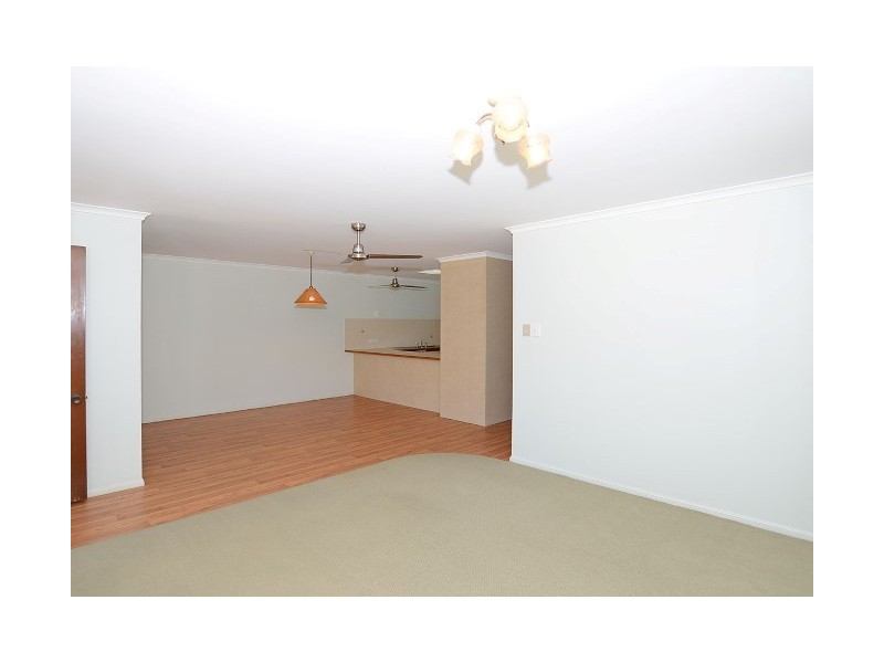 6/230 Torquay Terrace, Torquay QLD 4655