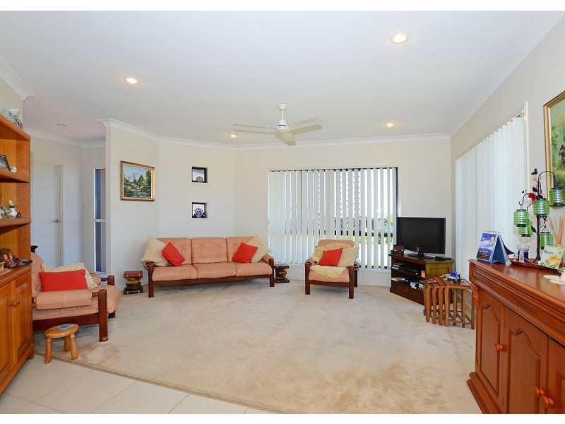 5 Bayridge Heights Drive, Nikenbah QLD 4655